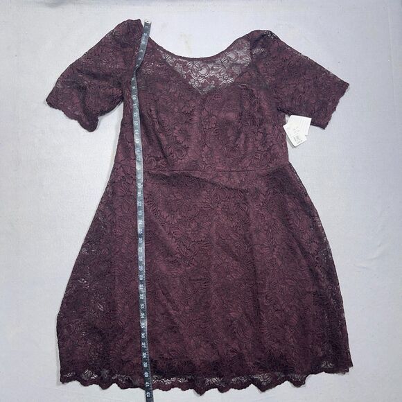 David's Bridal Dress Women 20W Garnet Lace Overlay Elbow Sleeve Cocktail NWT - Picture 3 of 16